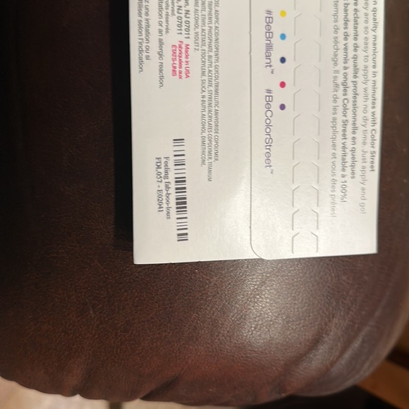 Colorstreet. - Picture 2 of 2